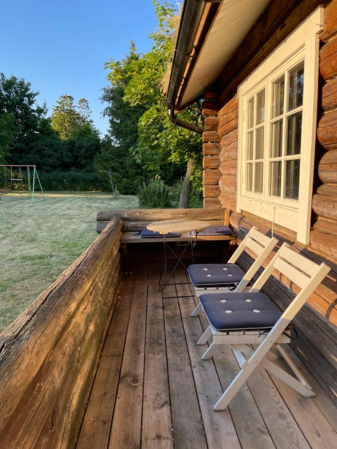 Backgardens Timmerstuga Falköping Extérieur photo