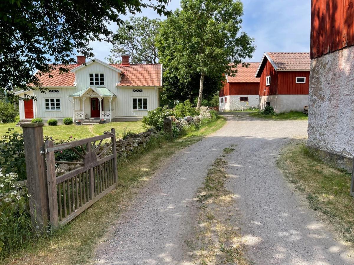Backgardens Timmerstuga Falköping Extérieur photo
